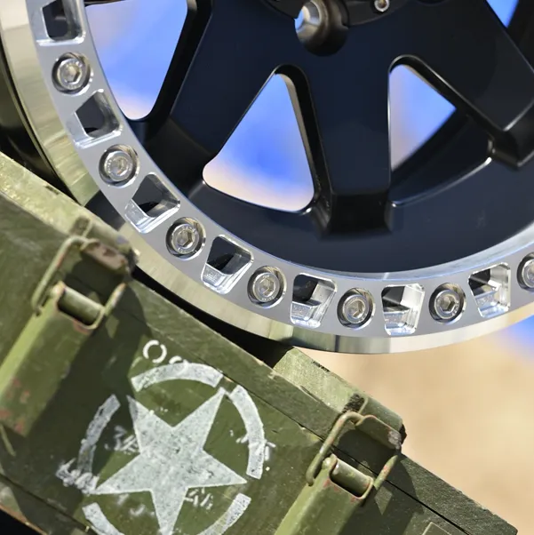 适用于 Y62 Y61 Armada Titan QX80 QX56 皮卡和 SUV 的锻造防爆胎轮毂，适合越野使用