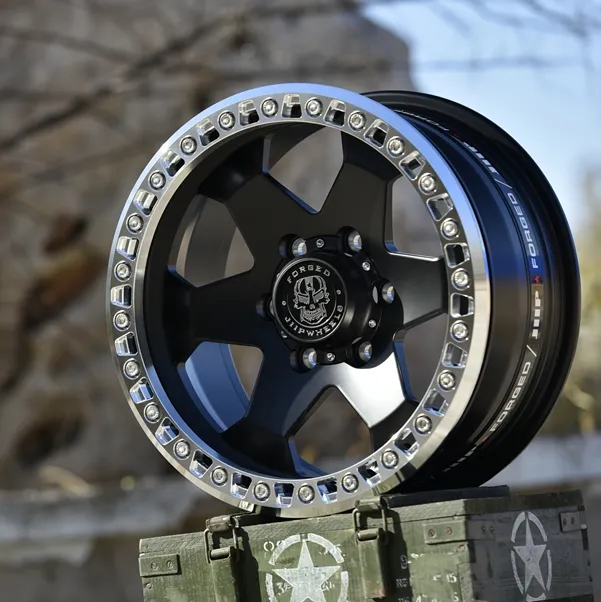17x8.0 17x8.5 17x9.0锻造越野车轮PCD 5x127 5x150 6x114.3 6x135 6x139.7 4x4 SUV轮辋