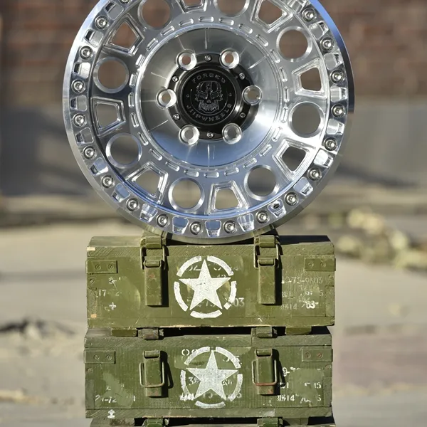 17'' 18'' 4x4 SUV 锻造越野轮圈赛车车轮，PCD 5x127 5x150 6x114.3 6x135 6x139.7
