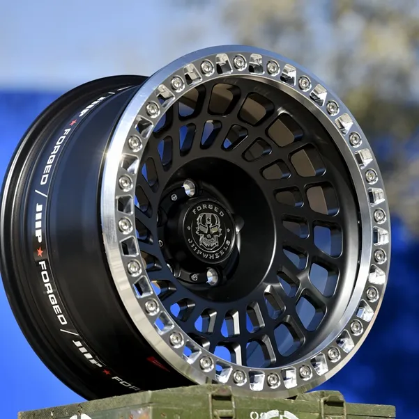 定制/批量生产 SINOTRUCK 6061 铝合金锻造轮毂 8-15 英寸黑色表面处理，适用于皮卡和 SUV 车辆改装/升级