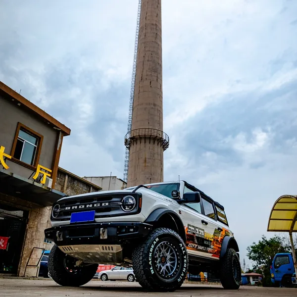 高性能 17x8.5 英寸 6x135 贝德锁锻造铝合金车轮圈 100mm 108mm 112mm 114.3mm 115mm 8.5J 5 17 英寸 黑色/灰色